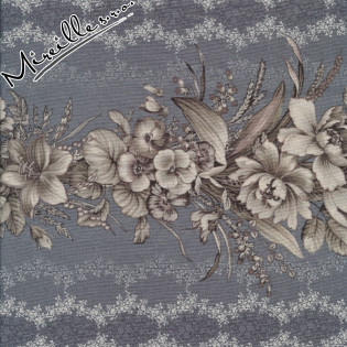 FQ Quilt Gate Gentle Flowers květinové pruhy na tm. šedé