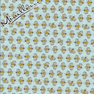 Látka For the love of Bees, včelky na modré