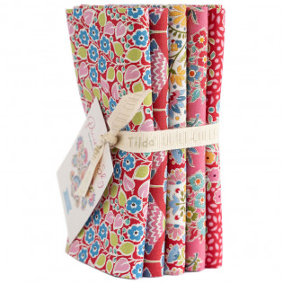Bundl TILDA Pie in the Sky Red - 5 ks FQ