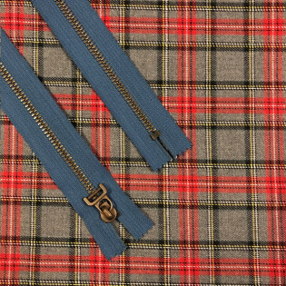 Kovový zip středně modrá, 30 cm
